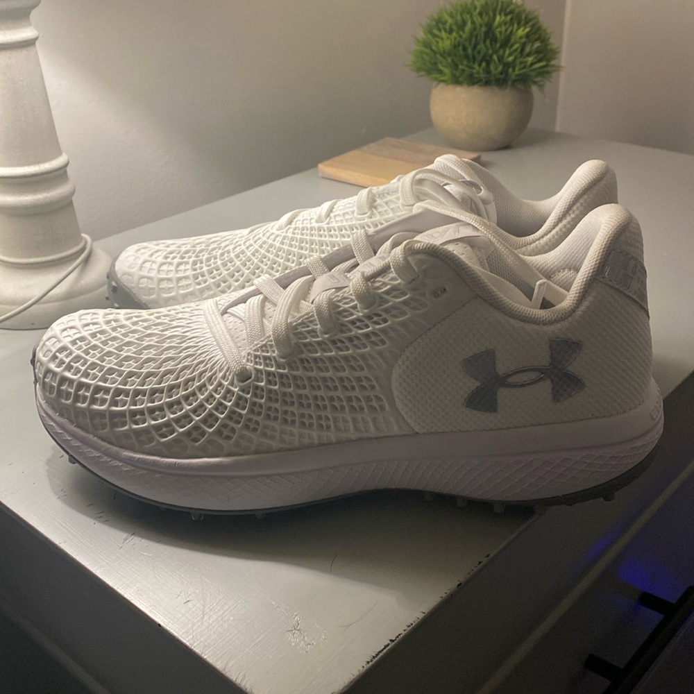 Under Armour Glyde 2.0 Turf softball shoes